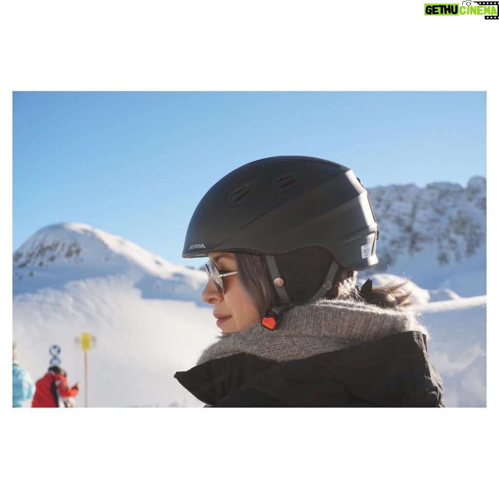 Julia Chan Instagram - “Helmet” 2018. ⛑ Zürs