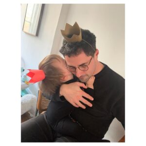 Julia Chan Instagram - Happy Birthday, TWB. We love you so! 💘 🎈 👑