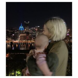Julia Chan Instagram - Tonight our little American looks out, with hope for the future. ❤️🤍💙