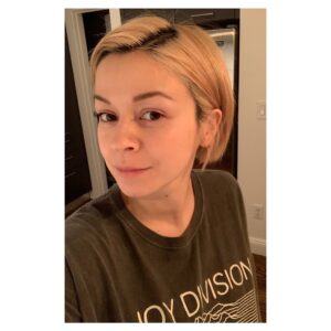Julia Chan Instagram - A wee change ✂️ 🤍 cheers @johnnyhaeger + @_jafra_