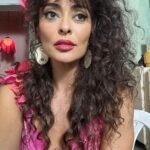 Juliana Paes Instagram – Jacutinga tá na área hoje em #renascer