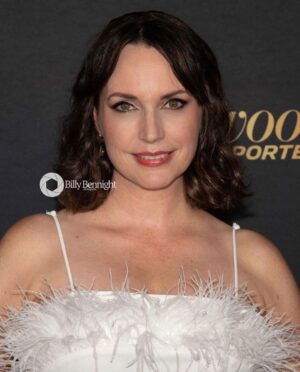 Julie Ann Emery Thumbnail - 2.1K Likes - Most Liked Instagram Photos