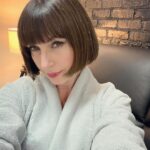 Julie Ann Emery Instagram - Oh so grateful to be at work right now. #UnionStrong