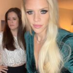Julie Stewart-Binks Instagram - They showed up. 💕 #girlsweekend #newyork #highschoolfriends #weshowup #alicecoopereyes #moh #youandi #elephantmedley #theduke Manhattan, New York