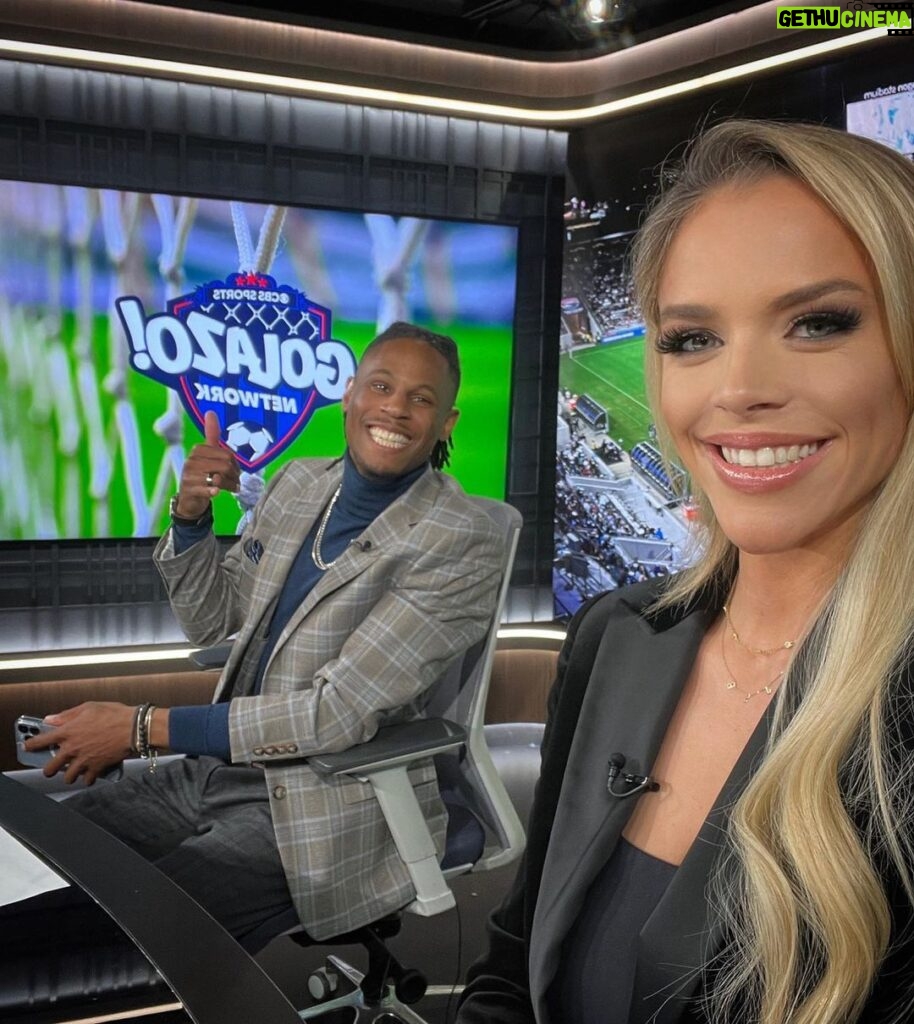 Julie Stewart-Binks Instagram - Futbol Night in America ⚽️🙌 Extremely grateful for the opportunity to host “Scoreline” on @cbssportsgolazo with the brilliant @ayyy_west - going around the world for the beautiful game reminded me of such great memories at Fox Soccer Report (rip), and then again at Fox Soccer Daily (also, rip). Huge thanks to @chriscaron82 for all the help - couldn’t have done it without you (literally)! 📸 @ayyy_west #soccer #futbol #cbssports #cbssportsgolazo #arewehugging Stamford, Connecticut