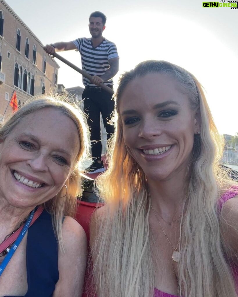Julie Stewart-Binks Instagram - Happy Birthday to “my best and only friend” the one & only @georgiebinks ❤️🥳 Words can’t describe how much you mean to me and how grateful I am to have such a kind, hilarious, outgoing, beautiful and inspirational woman as my mom. There simply is no one like you. Love you, mom. 🥹💕