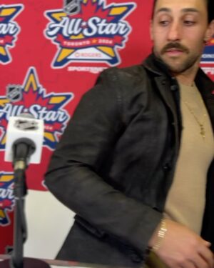 Julie Stewart-Binks Instagram - Live now, think later, I do it so well 🎶⭐️

An #nhlallstarweekend like no other. 
Thank you, Toronto, the @nhl, the @mapleleafs organization, and all of my wonderful hockey colleagues, for making these past few days so special. 

#nhl #nhlallstar #nhlallstargame #michaelbuble #willarnett #tatemcrae #hockey #snytv #newyork #nyrangers #lovemyjob #lovemylife #lovemyfriends #createyourdreamjob