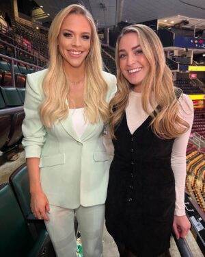 Julie Stewart-Binks Instagram - Live now, think later, I do it so well 🎶⭐️

An #nhlallstarweekend like no other. 
Thank you, Toronto, the @nhl, the @mapleleafs organization, and all of my wonderful hockey colleagues, for making these past few days so special. 

#nhl #nhlallstar #nhlallstargame #michaelbuble #willarnett #tatemcrae #hockey #snytv #newyork #nyrangers #lovemyjob #lovemylife #lovemyfriends #createyourdreamjob