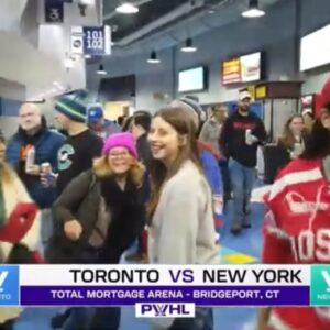 Julie Stewart-Binks Instagram - What. A. Night. Words can’t describe what it was like to be a part of women’s hockey history with @pwhl_newyork vs. @pwhl_toronto. Seeing all the young girls with their signs and their team jerseys- I’d seen it all week on TV but to see the impact @thepwhlofficial is having first hand was truly remarkable. Congratulations to @pwhl_toronto on their first win, and @natspooner5 scoring their first ever team goal. 

I’m honored to have been on the broadcast for this game and for this movement. It was my first ever time as an in-game analyst (so glad to have an absolute pro @jamiehersch on the call with me who QB’d our broadcast despite losing her voice) … and while I have plenty to work on, I’ll never forget @pwhl_newyork HC Howie Draper and GM Pascal Daoust saying “just because you haven’t done something doesn’t mean you can’t do it… we’ve never done this either.” 🥹🗽

Thank you to @thepwhlofficial for allowing me to be a part of your history and I can’t wait to continue growing this league and elevating these incredible athletes. 

s/o to @argent (wanted to wear a female empowered brand) for making sure I had this purple suit 💜

📍Next home game is Wednesday Jan. 10 at @ubsarena versus @pwhl_montreal - come on out if you’re in the area or catch it on TV! 

#pwhl #pwhlnewyork #pwhltoronto #womenshockey #girlshockey #bebrave #gottastartsomewhere #landingtheplaneatjfk #beagoldfish