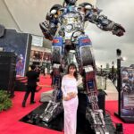 Julie Tan Instagram - Transformers have taken over Singapore and I was lucky enough to witness it all at the world premiere! 🤖🌏 Feeling nostalgic while watching the movie as I grew up watching the cartoon! Don’t miss Transformers: Rise of the Beasts as it hits theatres soon on 8 June! @UIPSingapore @MarinaBaySands #RiseOfTheBeastsSG #UIPSingapore #MarinaBaySands #Transformers #RiseOfTheBeasts #HomeofRedCarpets