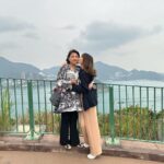 Julie Tan Instagram - 母亲节快乐! ❤️ 肉麻的话就不在这里说了！ 祝各位妈妈们永远幸福、快乐！ Ocean Park Hongkong