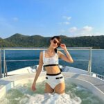 Julie Tan Instagram - Find me where the sun meets the sea ☀️🌊
