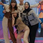 Julie Tan Instagram - When shifts and transitions in life shake you to the core, see that as a sign of greatness that’s about to occur. Your vibe attracts your tribe 🤩 #iamicon @chrysanlee @seathebreezee @cantikacitra