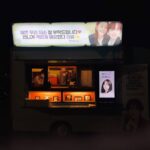 Jung Ji-so Instagram - 오늘 이미테이션촬영장에 소담이언니가 커피차를보내주었다..♥크로플에과일컵에음료종류도많구 오늘정말 감동받구호강했다♥ 항상 이렇게 언니에게 감당못할서프라이즈 감동받습니다..😭 가끔 뜬금없는 연락에두 당장내게필요한이야기를 귀신같이 알구 뼈가 되는 조언을 해주시는 언니🕵빨리보구싶슴당..♥