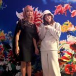 Jurina Matsui Instagram - 実は先日、MVやジャケ写などグループ時代にたくさんお世話になりました蜷川実花さんの作品展のレセプションにご招待いただきました💐❤️ 会場に入ると別世界が広がっていて… ネガティブな感情やストレスなど日常を忘れてしまうような 現実逃避できる空間がそこにはありました🥹👏 心奪われる作品ばかりであっという間に時間が過ぎてしまいました✨とっても素敵な時間でした☺️ お写真たくさん撮ったのでまた投稿しますね❣️ 皆様も、ぜひアートに触れて癒されてくださいね🫶🏻🫶🏻🫶🏻 実花さんが監督をしてくださった「ヘビーローテーション」の時は私は中学生でお子ちゃまだったので👶🏻 大人セクシーな作品をいつか撮っていただける日がきたらとっても幸せです〜🥹💋 久しぶりお会いできて本当に嬉しかったです🙏❣️ 実花さん大好きです🫶🏻🫶🏻🫶🏻 またお会いできますように🌠 #蜷川実花展eim #百万色の桃源郷へ #TOKYONODE #虎ノ門ヒルズ #ヘビロテ #君はメロディー #花 #flower #アート #art #展示会 #美術 #芸術