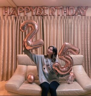 Jurina Matsui Instagram - 25歳になりました🎂💕
お祝いメッセージみんなありがとう🎉
風船大好きだから幸せ〜🎈💕

Thank you for your birthday wish❣️

#happybirthday 
#birthday 
#love 
#photooftheday 
#25歳 
#風船 
#バルーン 
#🎈
