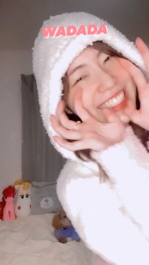 Jurina Matsui Instagram - Dance in pajamas💕
Jurina with 🐶✨

#wadadachallenge 
#kep1er 
#kep1ian 
#showmeyourwadada 
#wadada 
#dance 
#reels 
#kpop 
#dog 
#dogstagram 
#doglover 
#toypoodle 
#jurina
#matsuijurina 
#pajamas 
#roomwear 
#ダンス 
#踊ってみた 
#愛犬 
#犬 
#トイプードル 
#パジャマ 
#部屋着