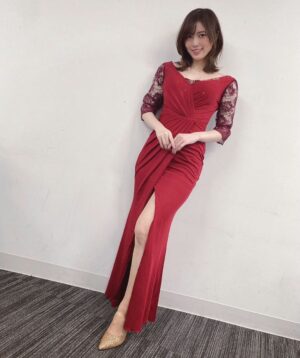 Jurina Matsui Instagram - 👠❤️

#赤珠理奈 
#ドレス 
#赤 
#スリット 
#レース
#dress 
#red 
#ootd 
#photooftheday
#👠
#❤️