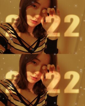 Jurina Matsui Instagram - 新年明けましておめで タイガー🐯💕
今年は色んなことにトラ イするぞ‼️

卒業後も変わらないところもあるけど笑
アイドルではなく、1人の女性として成長できるよう
見守っていてください🥰

Have a Happy New Year🎉

สวัสดีปีใหม่❤️

Selamat Tahun Baru💕

新年快乐✨

올해도 친하게 지내요🎵

#寅年 
#昨年は大変お世話になりました 
#ありがとうございました 
#あけましておめでとうございます 
#今年もよろしくお願いします 
#2022 
#新年 
#あけおめ 
#ことよろ 
#happynewyear 
#love 
#thankyou 
#🐯 
#🐅 
#🎍
