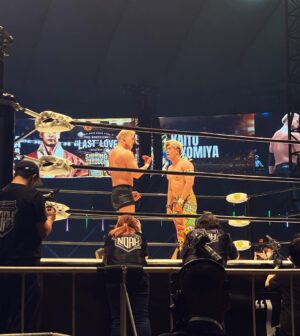 Jurina Matsui Instagram - 皆様お久しぶりです！

長い間お休みをいただきすみません。

今日は尊敬する武藤敬司さんの引退試合でした。

たくさんお世話になったので
感謝の気持ちと花束をお渡しに駆けつけました。

小6からお仕事を始め
突き進んできた私には趣味がありませんでした。

そんな私の世界を変えてくれたのがプロレスです。

辛い時にプロレスを観ると本当に頑張れます。

今日もパワーをいただきました。

このパワーを原動力に復帰に向けて準備いたします。

もう少しお時間をください。

必ず皆様に１番にお知らせします。

待っていて下さっている皆様
本当にありがとうございます！

これからも変わらず応援よろしくお願いします！

松井珠理奈

Hi everyone!
I’ve been resting well and feeling much better now!
Please take care of yourself too!
Thank you for your support!

JURINA

#久しぶりの投稿 
#ありがとう 
#ごめんね 
#久しぶり 
#あたたかく見守ってください 
#みんな大好き 
#松井珠理奈
#jurina 
#感謝 
#プロレス 
#プロレスラブ 
#良い写真撮れました 
#2222
#笑顔 
#😊
