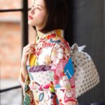 Jurina Matsui Instagram - 新成人の皆様おめでとうございます👘❤️ 毎年プロデュース振袖を着ましたっていう声を聞くのがとっても嬉しいです☺️✨ 二十歳になってからの一年は本当にあっという間に感じるので、一日一日大切に生きてほしいです🥺❤️ 新成人の皆様が健康で楽しい日々を過ごせますように🙏✨ #振袖 #着物 #和服 #成人式 #成人式ヘア #成人の日 #japanese #japanesegirl #大人 #二十歳