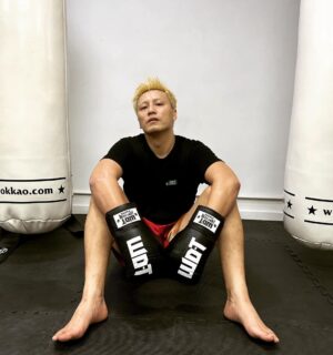 Justin Cheung Instagram - 仲有一半路程就可以還原六年前的那個「他」。

@jason_583 @wdt_fightgear 

#信就可以 #一呼一吸慢慢嚟 #招志強