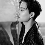 Kai Instagram – #입생로랑뷰티 #리브르르퍼퓸 #freedomdoesntwait #IAMLIBRE 
@yslbeauty