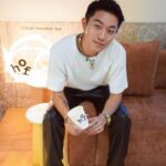 Kai-Yi Chang Instagram - 我最愛的 @everydayobject.us 在松菸/ VENUE 辦公廳舍1樓 ！立足了第一間實體店hof，有咖啡、午茶、選品以及葡萄酒，都讓EO為我們的生活帶來了更多的經典美好… 假日沒地方去，就去 @everydayobject.hof 喝杯咖啡吧… Photographer @peinnacam #everydayobjects #everydayobject_us #hof #hofcafe #lifestyle #lifestyleblogger #actor #actorslife 松菸文創園區