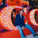 Kai-Yi Chang Instagram - 與 @coach 一起過聖誕。 超大聖誕樹、彩色的光屋、光雕秀… 都讓今年的聖誕節非常不一樣！！ 偷偷跟你們說：光屋裡頭還有這次新品喔。 讓我們一起溫暖過聖誕～ 巨型裝置只到「2024/01/02」 Photographer @peinnacam #coachholiday #coachny #coachtw #lifestyle #lifestyleblogger #actorslife 華山1914文化創意產業園區