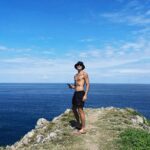 Kai-Yi Chang Instagram - 開始懷念夏天。 沒想到2023年夏天我去了兩趟「綠島」… 很想念那時候的陽光、海水還有黑皮膚！ #island #islandlife #greenisland #greenislandlife #lifestyle #lifestyleblogger #actor #actorslife #actorslifestyle #sealife 綠島公館鼻