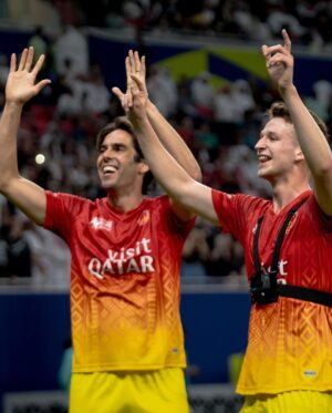 Kaká Instagram - The beautiful game has the power to change lives. Your values are capable of bringing hope. Love, respect and equality for everyone must fulfill the football environment and that’s why we call it “The Beautiful Game”. 
I thank the organization, the players, the people of Qatar and everyone who contributed to the #matchforhope ⚽️❤️

O beautiful game tem o poder de transformar vidas. Seus valores são capazes de trazer esperança. O amor, o respeito e a igualdade para com todos devem preencher o ambiente do futebol, e é por isso que o chamamos de “Beautiful Game”. 
Agradeço a organização, aos jogadores, ao povo do Qatar e a todos aqueles que contribuíram ao #matchforhope ⚽️❤️