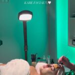 Kalani Hilliker Instagram - secrets outttt🤫 Kare Facial is now available at @poppyaestheticsaz 🫧🤍👏🏼✨ we created the most relaxing facial with many benefits while using your favorite @karebykalani products! Book now and purchase your Kare products at its first in person store in Old Town Scottsdale 🫧✨🤍