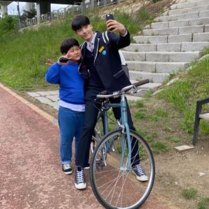 Kang Eun-bin Instagram - #블루밍 #Blueming #시원이들💙