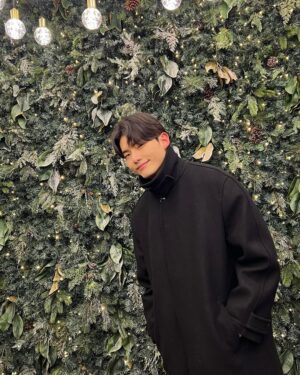 Kang Eun-bin Instagram - 🎄