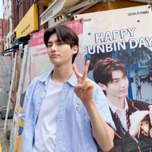 Kang Eun-bin Instagram - 생일카페🤍
인생네컷 이벤트까지

정성스레 준비해주시고 축하해주셔서
정말 감사드립니다 !