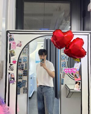 Kang Yoo-seok Instagram - 행복한 06/10🎂