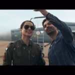 Kangana Ranaut Instagram - Hai ishq jaise aasmaan da…🇮🇳✈️ #JaanDa (Saiyaan Ve) song is out, tune in now. #BharatKoChhedogeTohChhodengeNahi #Tejas in cinemas on 27th October. @sarveshmewara @rsvpmovies @ronnie.screwvala @anshul14chauhan @varun.mitra @ashishvidyarthi1 @nair.vishak @arijitsingh @shashwatology @kumaarofficial @rangoli_r_chandel @zainabburmawalla @pashanjal @nonabains @zeemusiccompany