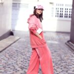Kanika Kapoor Instagram - “I’m Living - I’m a Liver “ 🧸 ~Orry Thank you @octave999 for my tracks.. London, United Kingdom