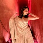 Kanika Kapoor Instagram - Jaipur Dairies 🩷 In @roseroom__official 🩷 Pink City Jaipur