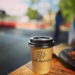 Kaoru Okunuki Instagram - . Bourke Street Bakery @bourkestreetbakery 地元のひとに大人気で、 朝早くからひっきりなしにお客さんが訪れるベーカリー。 私たちもすっかり気に入って、二日続けてこちらで朝ごはん。 コーヒーとポロネーズトーストに、 帰りの飛行機でのおやつをたくさん買い込んで。 自分への旅土産も、こちらのホームメイドのケチャップとジャムを。