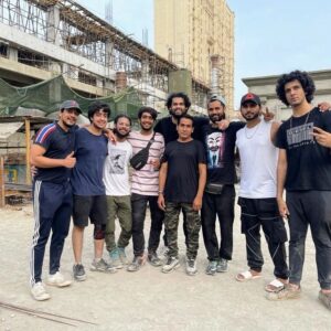 Karan Kapadia Instagram - It's a Wrap 😀
Thankyou Team ❤️
@karankapadiaofficial 
@mikhailanand 
@adamjaimalvi 
@tiwaryji_11 
@krrishkhosla20 
@mananpanchal104 
@gauhar_abbas01