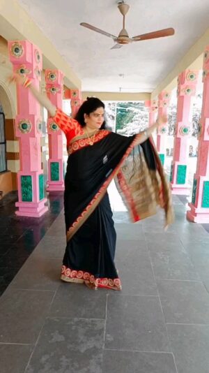 Karate Kalyani Padala Instagram - కవిటి చింతామణి అమ్మవారు దర్శనం.... ఈరోజు 🥰🥰🥰🙏🏻🙏🏻🙏🏻🙏🏻🙏🏻