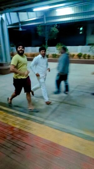 Karate Kalyani Padala Instagram - చిన్న ట్రిప్ అన్నమాట మా పెడ్డతమ్ముడు.నేను చిన్న తమ్ముడు మా ఫ్రెండ్ వేణుగోపాల్ పరుగులు ఉరుకులు అది కూడా రీల్ చేసేసా ..మనతో అట్టా ఉంటది మరి🤩🤩🤩😁😁😁😁🤗🤗🤗