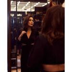 Kareena Kapoor Instagram - Last night in my closet 🖤
