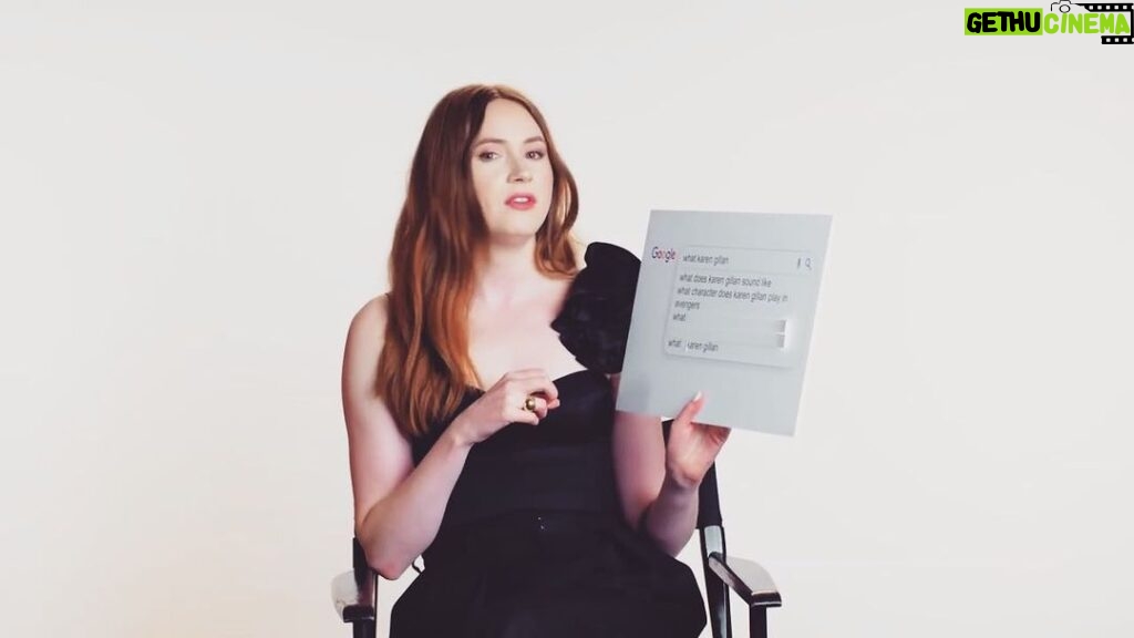 Karen Gillan Instagram - In honour of The Bubble coming out on Netflix the Friday, I answer some of the internets burning questions for @wired