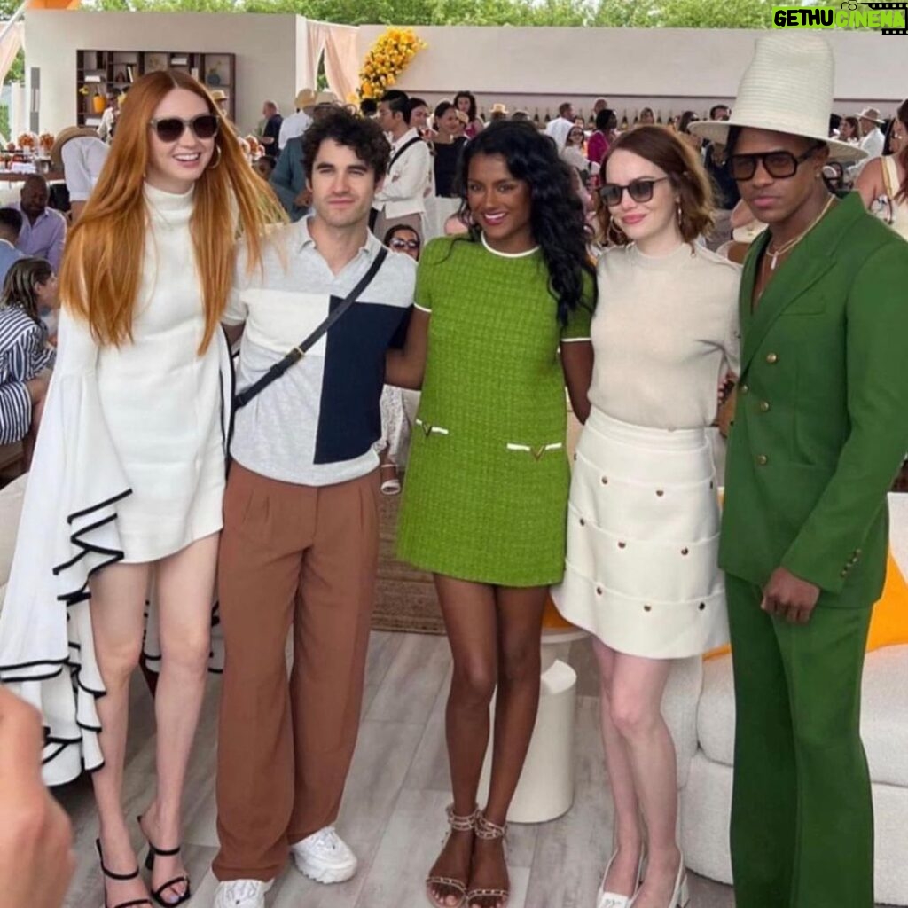 Karen Gillan Instagram - A day at the polo… @veuveclicquot Outfit @proenzaschouler Styling @rebeccacorbinmurray Hair @thedavidcruz Make up @kaleteter #polo #veuveclicquotpoloclassic New York