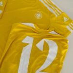 Kari Hietalahti Instagram - 🐱🐤🐥🐣🐯🐝 Thanx @adidas_finland • #hjkhelsinki #HJK #newshirts #yellowisthenewblue #futsalkakkonen #futsal #season24 Helsinki, Finland