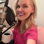 Kari Wahlgren Instagram - Wearing pink in my pink office with my pink and white coffee mug recording pig noises…just another beautiful Tuesday!!😆💗🌸💖💕