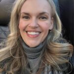 Kari Wahlgren Instagram - Heading your way, Pennsylvania! 💗 @scifivalleycon #voiceover #cartoons #videogames #anime Sci-Fi Valley Con