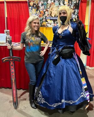 Kari Wahlgren Instagram - Day 3 and @anime_los_angeles continues to blow me away with its lovely fans and caring staff. 🥰

Looking forward to one more day tomorrow! 💗

#anime #womeninanimation #cosplay #voiceover